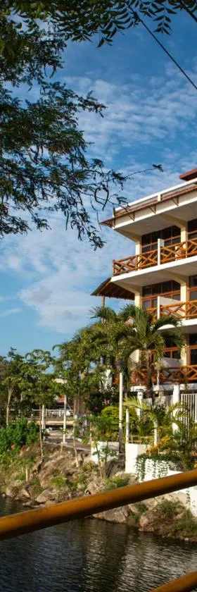 Hotel Sol y Playa Montañita，位于蒙塔尼塔的酒店