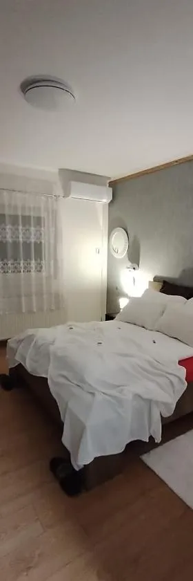 Sobe Mira Lipovac Bajakovo，位于Lipovac的酒店