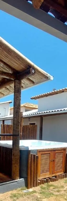 Casa Fernando de Noronha Itaipuaçu，位于马里卡的酒店