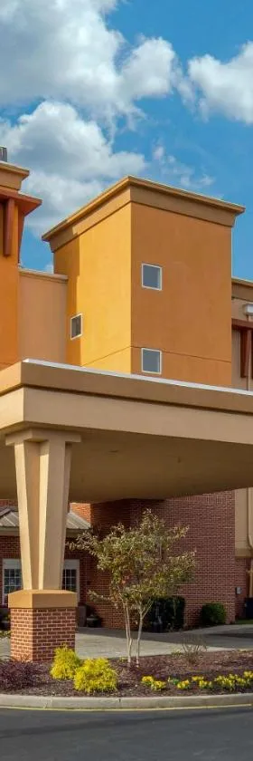 Comfort Suites Seaford，位于锡福德的酒店