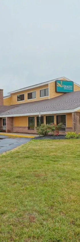 Quality Inn & Suites Harrington - Milford，位于哈灵顿的酒店