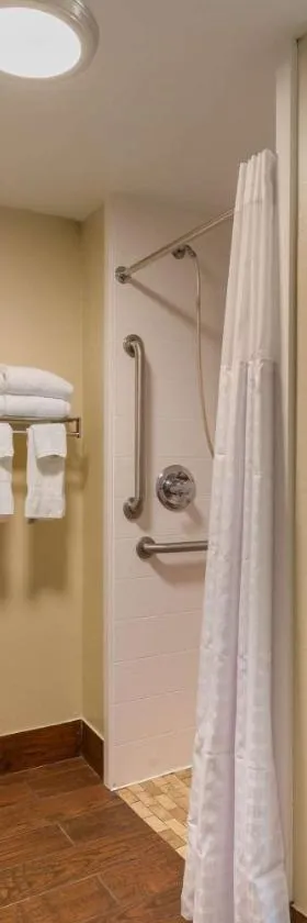 Comfort Inn & Suites Milford，位于米尔福德的酒店
