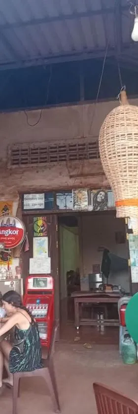 Reggae bar dorm House& SonaTrekking Tours，位于邦隆的酒店