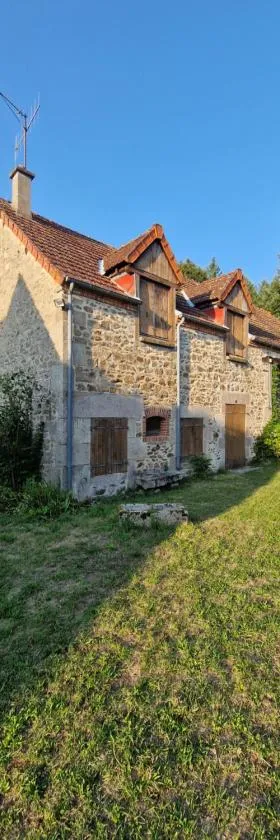 Gîtes du breuil，位于Clugnat的酒店
