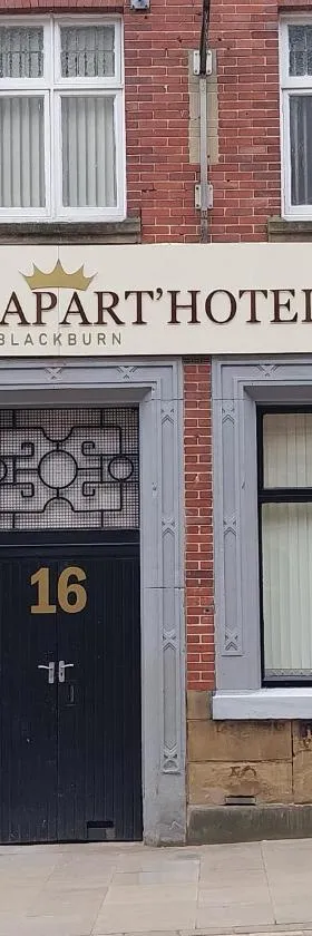 Queens Hotel，位于布莱克本的酒店