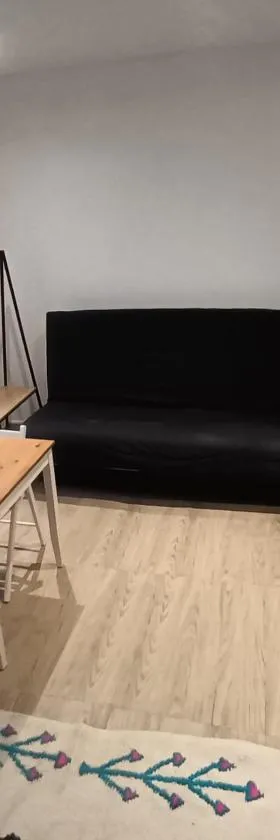 Studio porte de Paris，位于巴涅奥莱的酒店