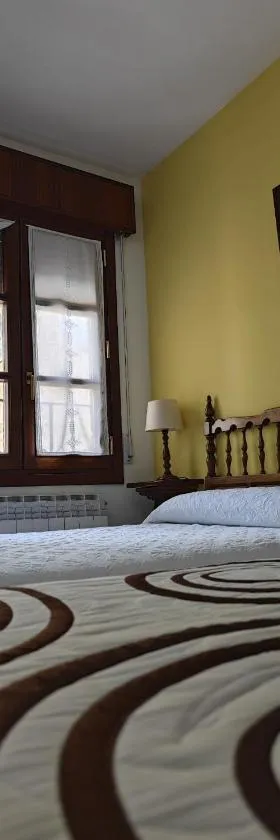 Hostal las Cantigas，位于维拉卡扎蒂瑟加的酒店