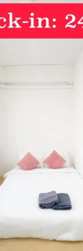 TRANSIT Donmueang Airport HOSTEL，位于Thung Si Kan的酒店