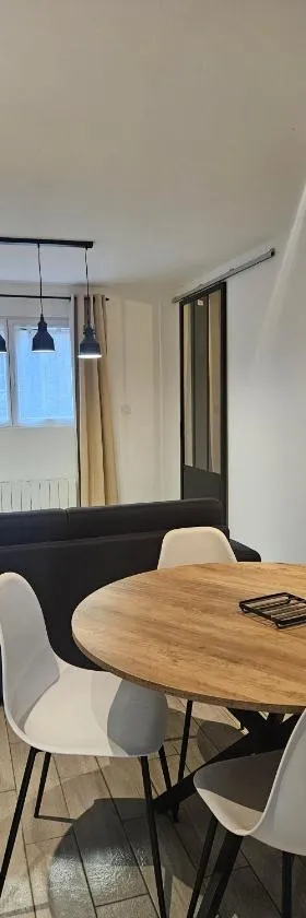 Le studio du Clos Loret - Alençon，位于Saint-Germain-du-Corbéis的酒店