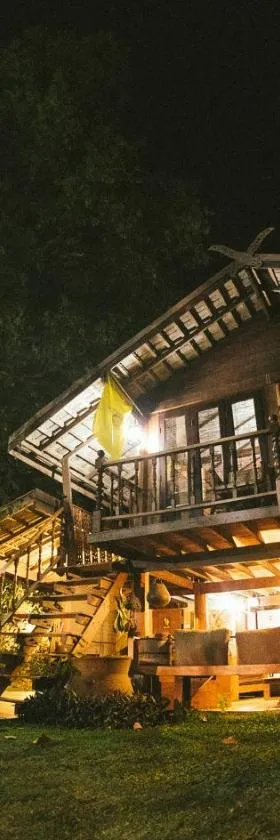 水稻谷仓和客房酒店，位于杭东的酒店