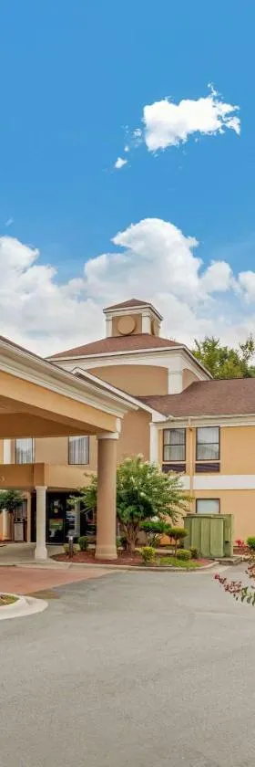 Quality Inn High Point - Archdale，位于Archdale的酒店