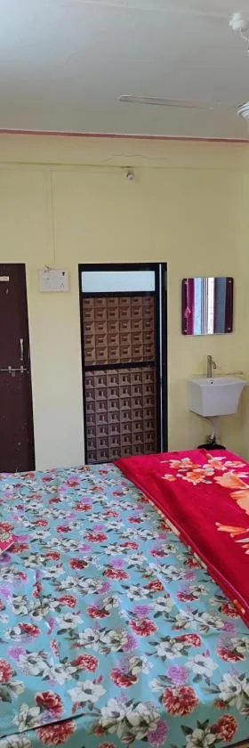 Shri Krupa Home Stay，位于戴维格的酒店