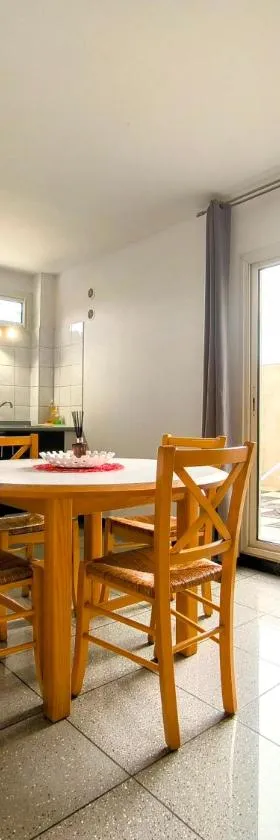 Le Tournesol，位于拉萨尔勒班的酒店