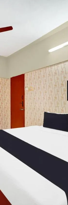 Super Hotel O Tiruppur Near Railway station，位于蒂鲁布尔的酒店