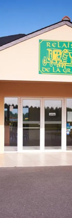国际之家瑞莱斯谷仓酒店，位于Nort-sur-Erdre的酒店