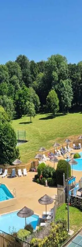 Camping Paradis du Quinquis，位于克拉斯卡诺特的酒店