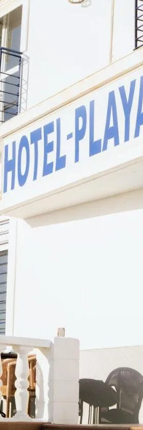 Hotel Playa Conil - Beachfront Studios & Suites，位于科尼尔-德拉弗龙特拉的酒店
