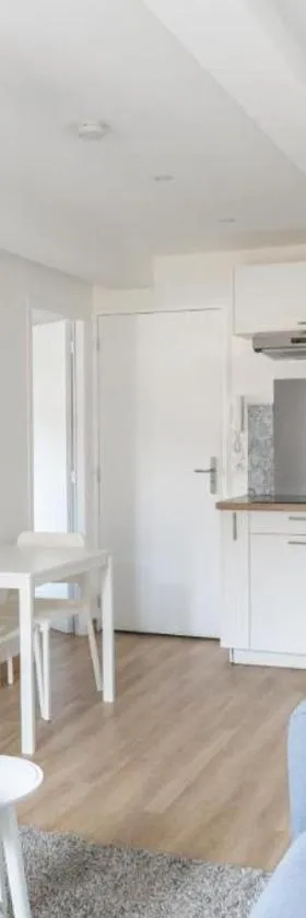 Appartement Tain L'Hermitage，位于坦耶尔米塔格的酒店