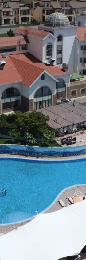 Holiday Inn - Aktau - Seaside by IHG，位于阿克套的酒店