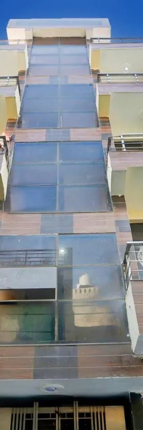 Super Hotel O Sheetla Colony，位于古尔冈的酒店
