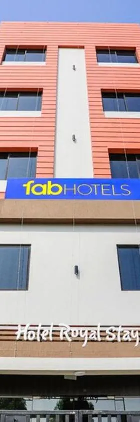 FabHotel Royal Stay - Beltarodi，位于那格浦尔的酒店