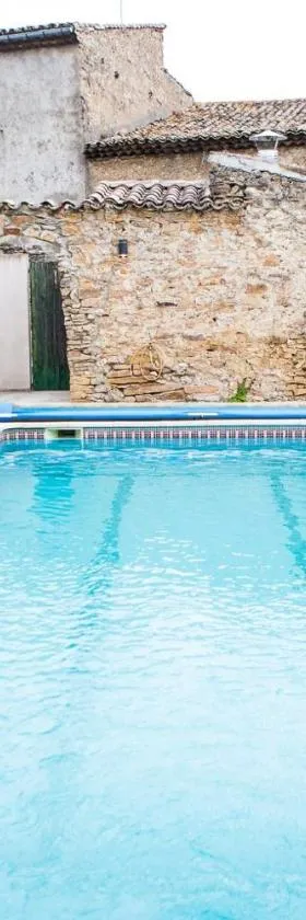 CHAMBRE D'HOTE Ô MAZETTE visite de l'Aude，位于Fabrezan的酒店