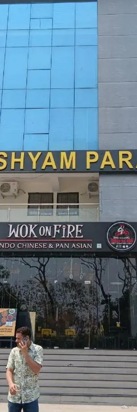 Hotel Shyam Paradise，位于巴罗达的酒店