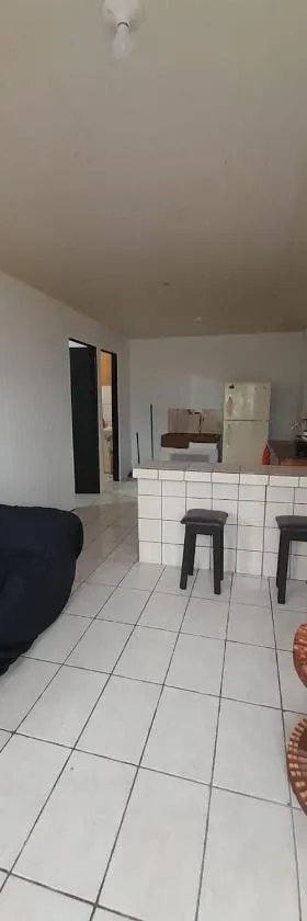 Apartamentos GoZu # 2，位于Puerto Viejo的酒店
