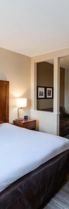 Sonesta Essential - Baton Rouge Airport，位于巴吞鲁日的酒店