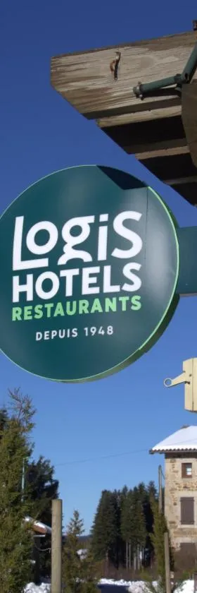 Hotel Restaurant La Clairiere，位于Chambon-sur-Dolore的酒店