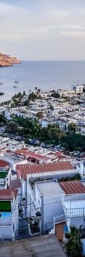 New Seaviews Apartment Puerto Mogán，位于莫甘的酒店