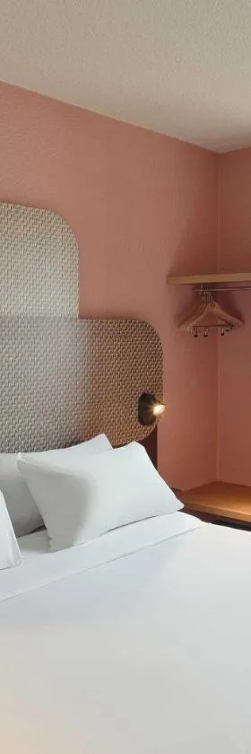 B&B HOTEL Noisy-le-Grand，位于诺伊斯·勒·格兰德的酒店