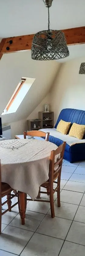 Trez-Hir Appartement 4 pers bord de mer，位于普卢贡韦兰的酒店