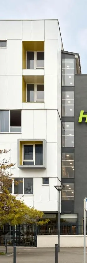 B&B HOTEL Paris Est Bobigny Université，位于博比尼的酒店
