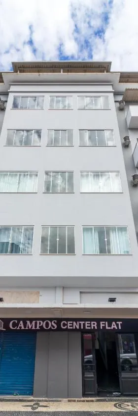 Campos RJ Center Hotel by Castelo Itaipava，位于坎普斯戈伊塔卡济斯的酒店