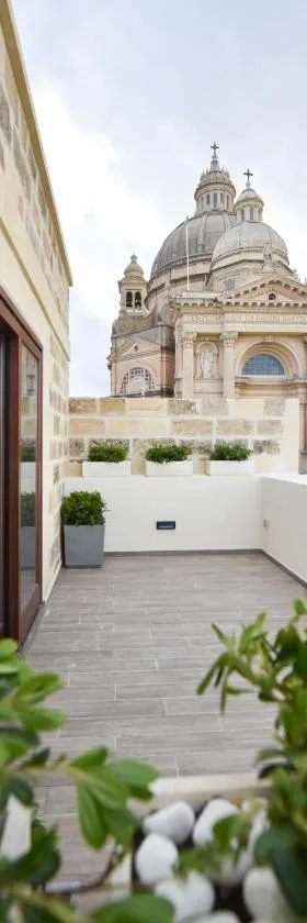 Quaint Boutique Hotel Xewkija，位于休吉让的酒店
