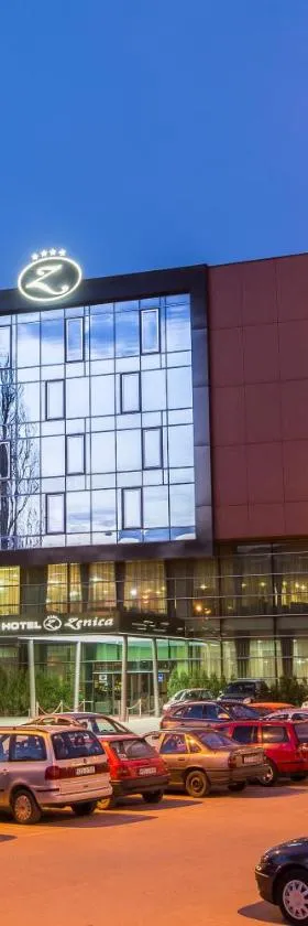 Hotel Zenica，位于泽尼察的酒店