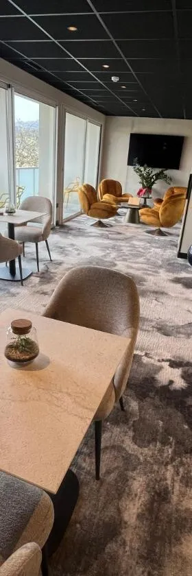 Hôtel égide，位于埃斯帕利翁的酒店