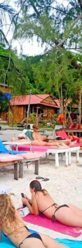 Europe Enchanted Bungalow Koh Rong，位于Koh Rong的酒店