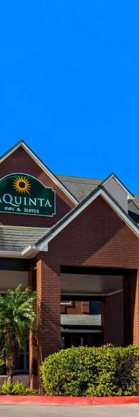 La Quinta by Wyndham Pharr North McAllen，位于法尔的酒店