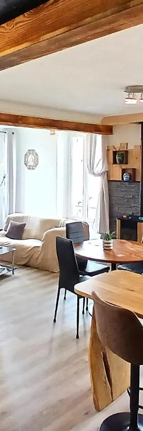L'Appart - 1 Chambre - Balcon，位于Laragne的酒店
