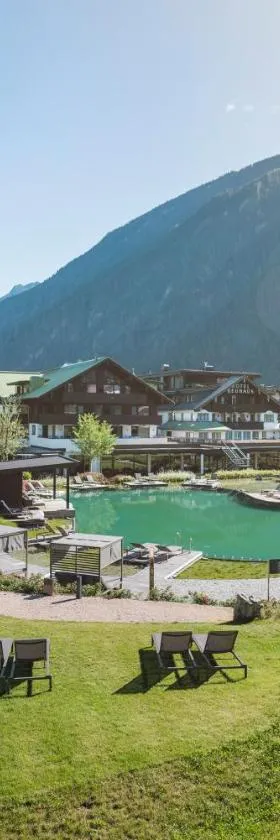 Neuhaus Zillertal Resort，位于迈尔霍芬的酒店