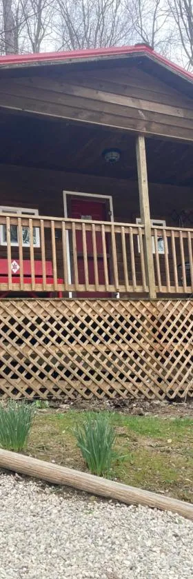 Campfire Cabin, Red River Gorge, KY, River Access & Views，位于Stanton的酒店