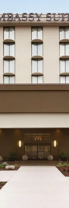 布鲁明顿/明尼阿波利斯希尔顿合博套房酒店 ，位于布卢明顿的酒店