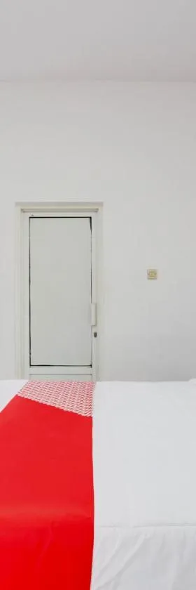 OYO 409 Pondok Helomi，位于日惹的酒店