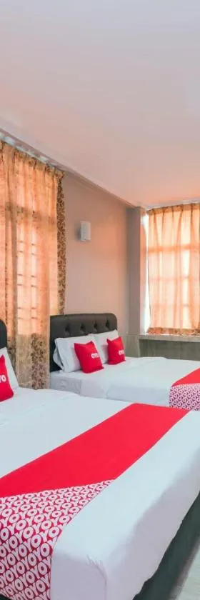 Super OYO 89348 Rg Motel，位于樟仑的酒店