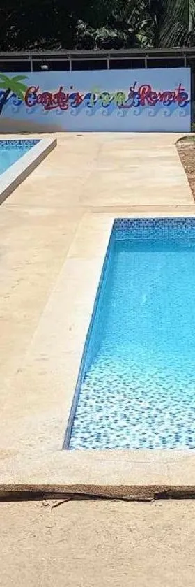 Candys Guest House Alion Mariveles Bataan Candelaria Farm，位于马里韦莱斯的酒店