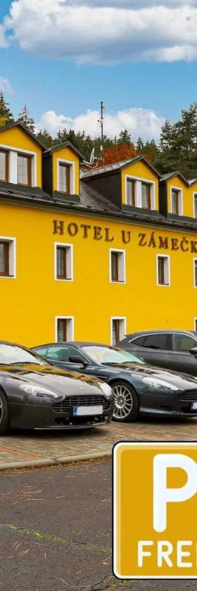 Hotel U Zámečku Cihelny，位于卡罗维发利的酒店