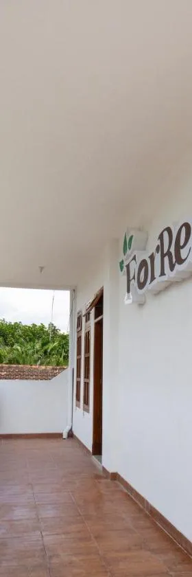 SUPER OYO 3309 Forrest’inn，位于谏义里的酒店
