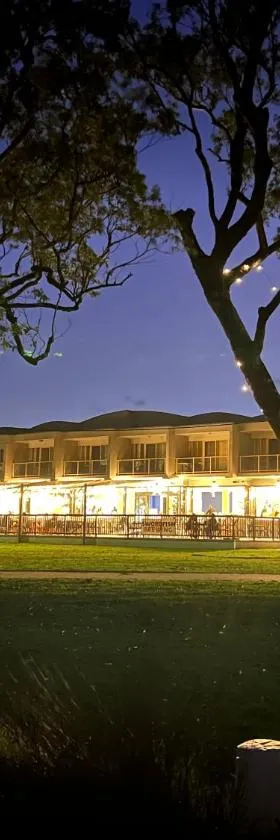 Sussex Gem - Cozy apartment in the heart of Sussex，位于苏塞克斯入口的酒店